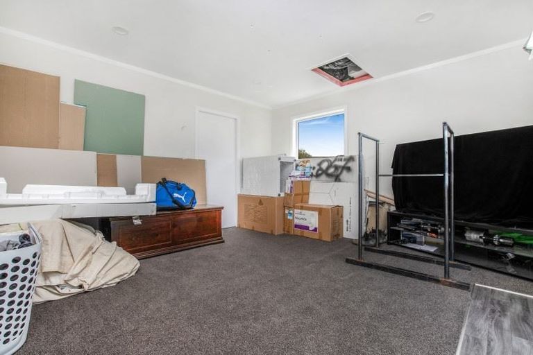 Photo of property in 42 Mckean Avenue, Manurewa, Auckland, 2102