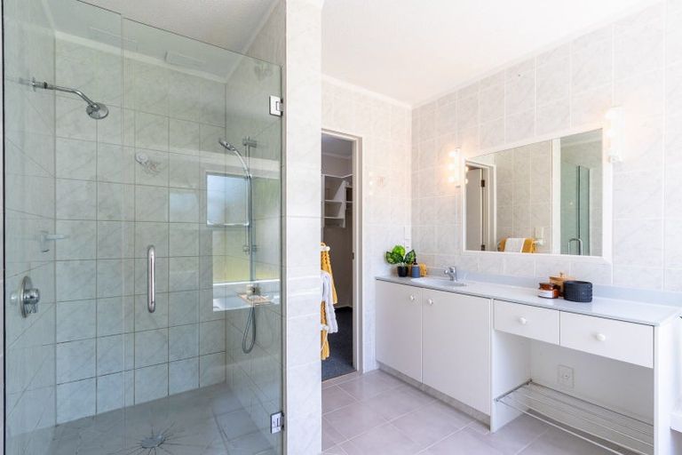 Photo of property in 274 Valley Road, Paraparaumu, 5032