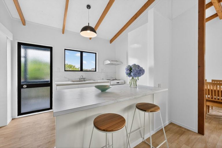 Photo of property in 22 Bay Vista Drive, Red Beach, 0932