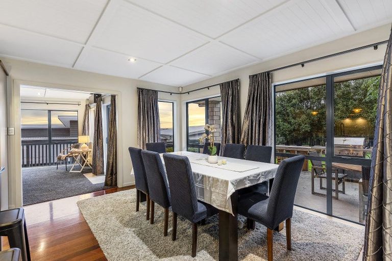 Photo of property in 47 Kittiwake Drive, Schnapper Rock, Auckland, 0632