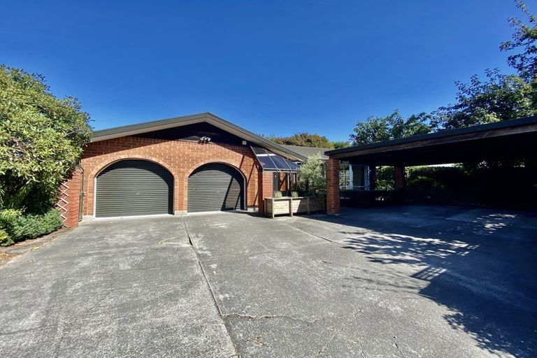 Photo of property in 27a Lodge Place, Ilam, Christchurch, 8041