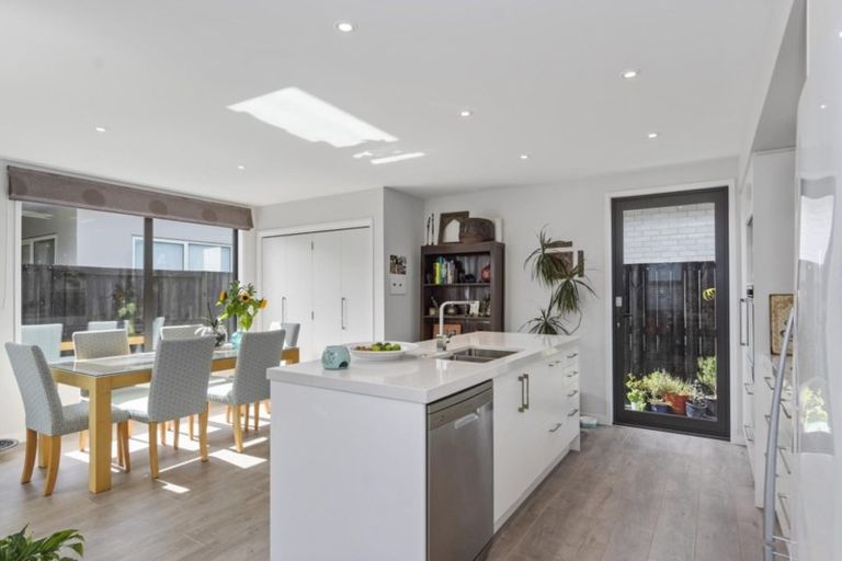 Photo of property in 14 Eden Crescent, Brookfield, Tauranga, 3110