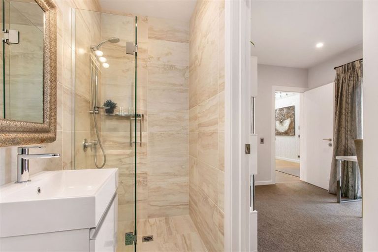 Photo of property in 447 Ilam Road, Bryndwr, Christchurch, 8052