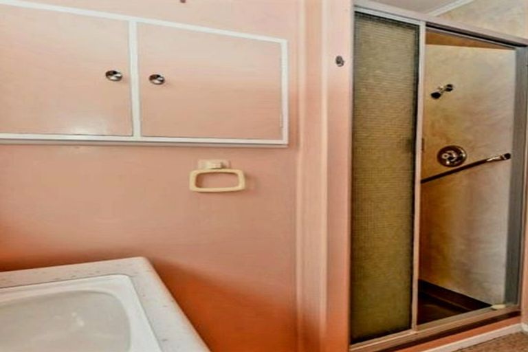 Photo of property in 9 Wakelin Street, Carterton, 5713