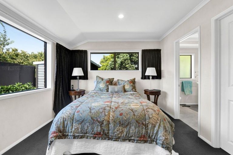 Photo of property in 115 Young Street, New Plymouth, 4310