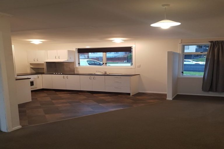 Photo of property in 31 Antrim Crescent, Wainuiomata, Lower Hutt, 5014