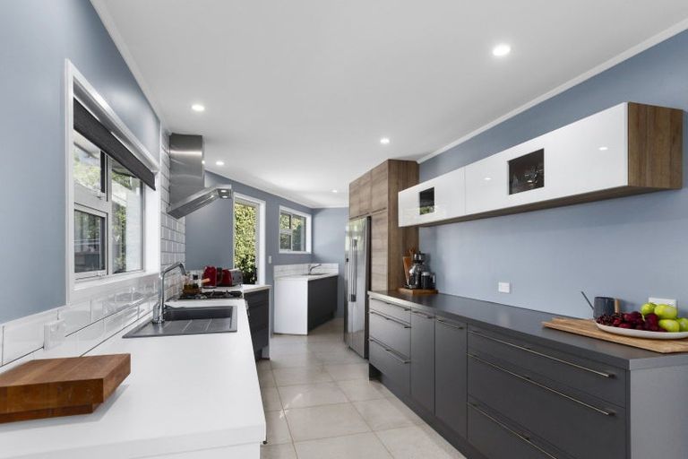 Photo of property in 60 Esmeralda Street, Welcome Bay, Tauranga, 3112