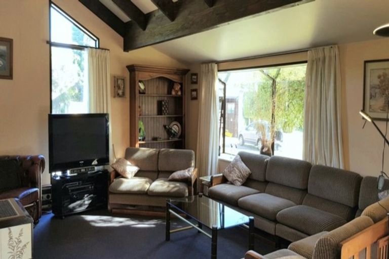 Photo of property in 76 Kinloch Road, Kinloch, Taupo, 3377