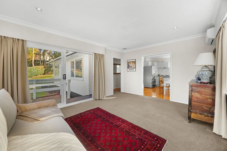 Photo of property in 1/23 Okareka Place, Pakuranga Heights, Auckland, 2010