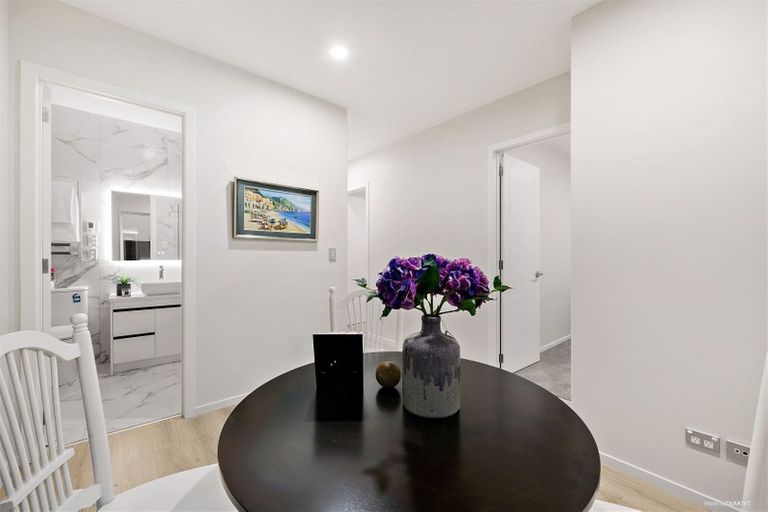 Photo of property in 96 Tir Conaill Avenue, Flat Bush, Auckland, 2019