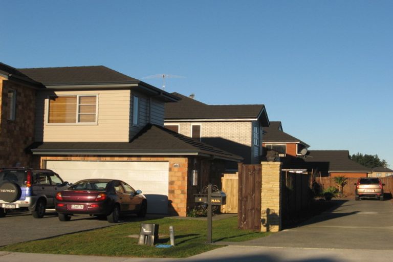 Photo of property in 4 Belfry Place, Wattle Downs, Auckland, 2103