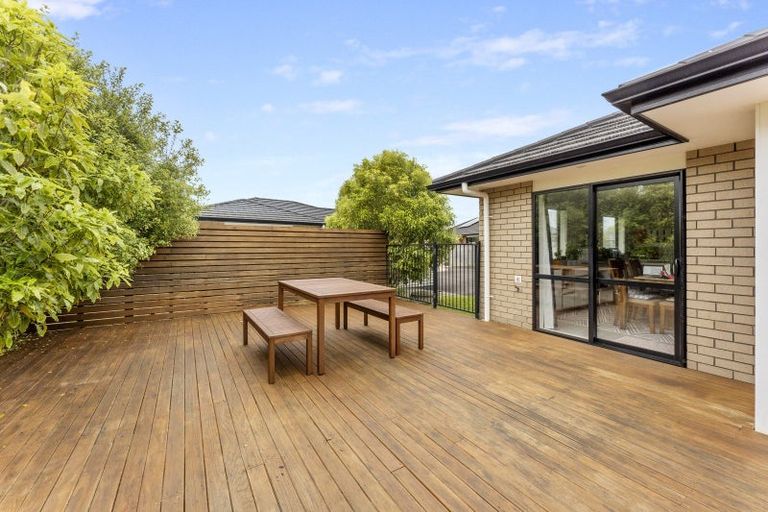 Photo of property in 11 Phoenix Court, Otaki, 5512