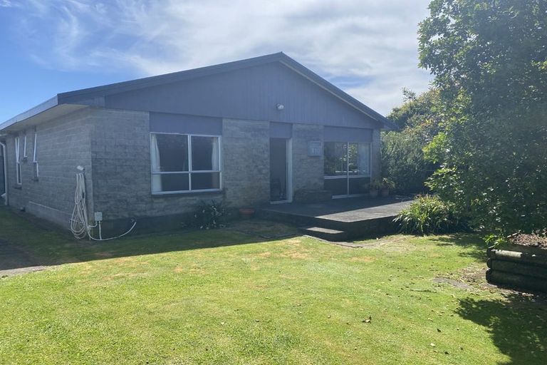 Photo of property in 330 Mangorei Road, Merrilands, New Plymouth, 4312