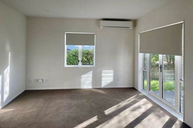 Photo of property in 63 Grove Road, Papakura, 2110