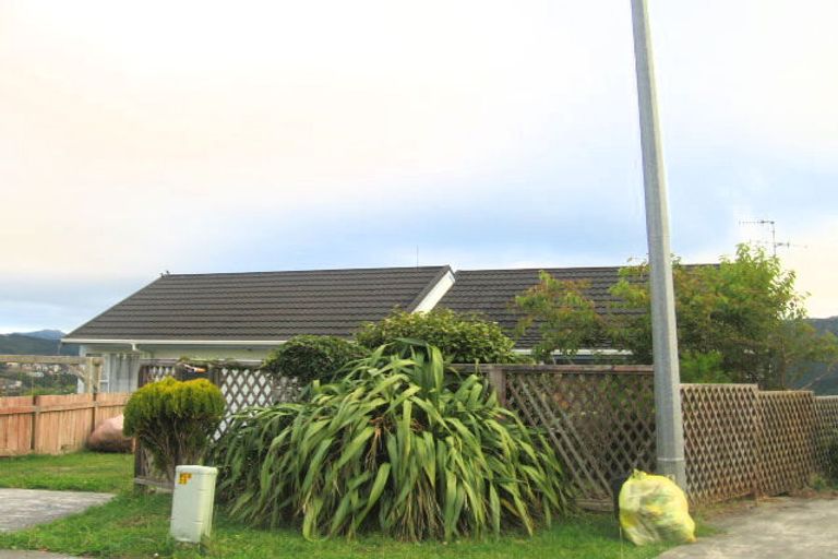 Photo of property in 7 Penlington Place, Karori, Wellington, 6012