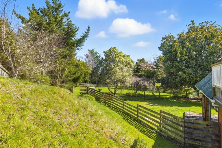 Photo of property in 345 Mazengarb Road, Paraparaumu, 5032