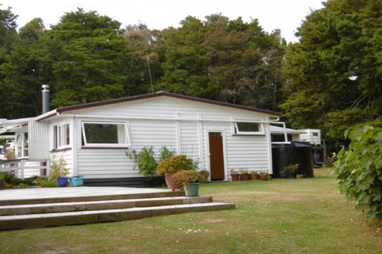 Photo of property in 356 Bull Road, Paparoa, Waiotira, 0193