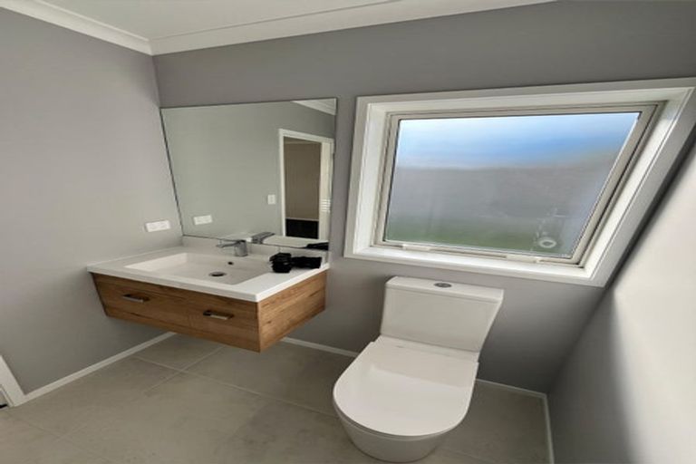 Photo of property in 14 George Yee Place, Taradale, Napier, 4112