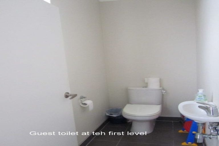 Photo of property in 119 Fernhill Way, Oteha, Auckland, 0632