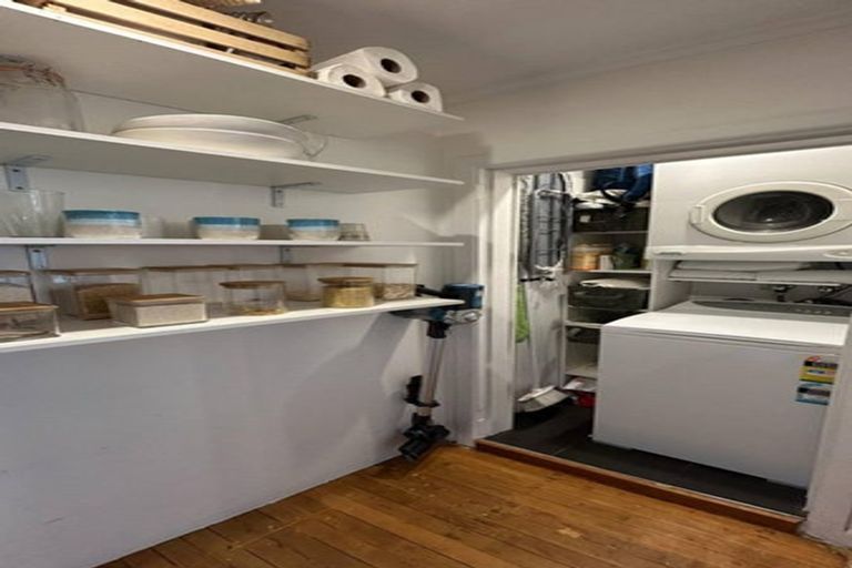 Photo of property in 1/11 Tristram Avenue, Forrest Hill, Auckland, 0620