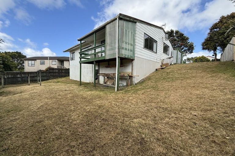 Photo of property in 54 Guadeloupe Crescent, Grenada Village, Wellington, 6037