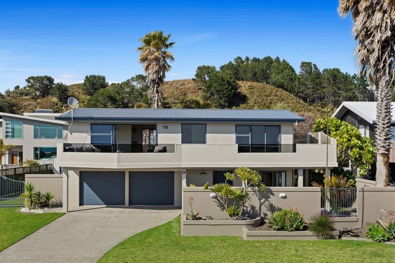 Photo of property in 24 Ocean Road, Ohope, 3121