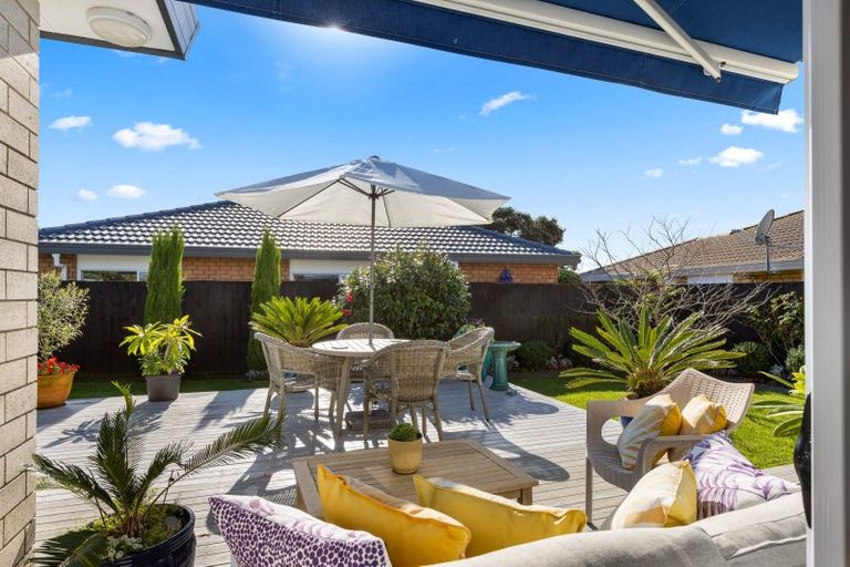 Photo of property in 3b Mcgowan Place, Orewa, 0931