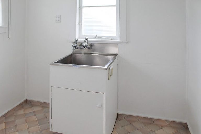 Photo of property in 54 Church Street, Awapuni, Palmerston North, 4412