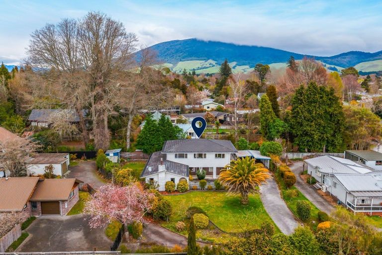 Photo of property in 37 Taupahi Road, Turangi, 3334