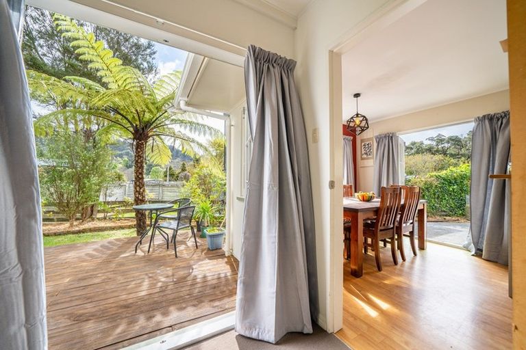 Photo of property in 11 Forest Road, Pinehaven, Upper Hutt, 5019