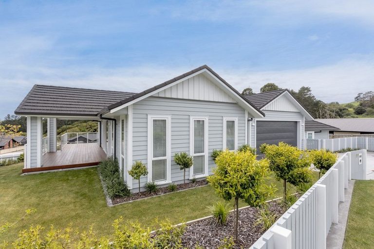 Photo of property in 99 Adler Drive, Ohauiti, Tauranga, 3112