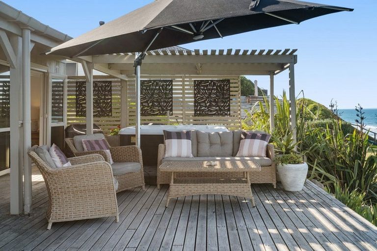 Photo of property in 151 Pukehina Parade, Pukehina, Te Puke, 3189