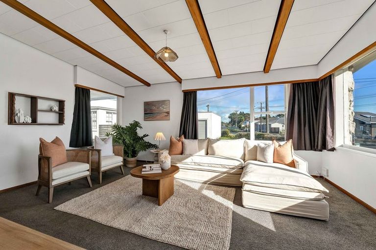 Photo of property in 173 Tukapa Street, Westown, New Plymouth, 4310