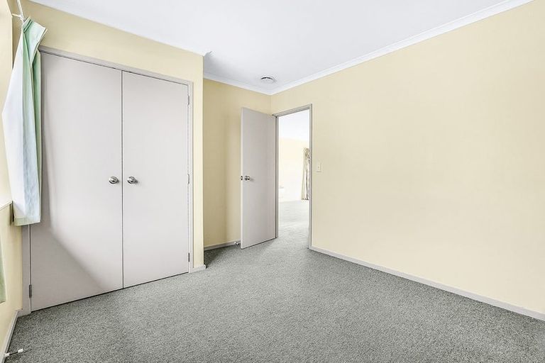 Photo of property in 12 Farnham Close, Rototuna North, Hamilton, 3210