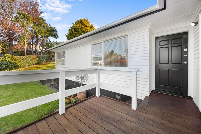 Photo of property in 1/23 Okareka Place, Pakuranga Heights, Auckland, 2010