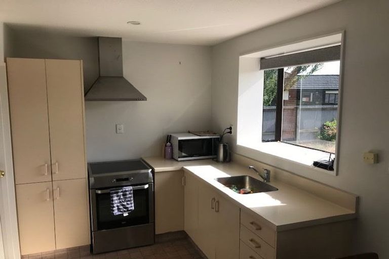 Photo of property in 7 Farm Lane, Parklands, Christchurch, 8083