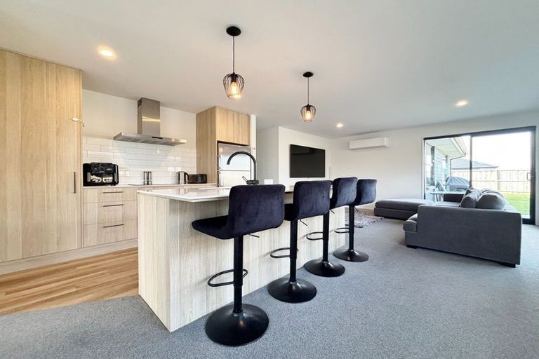 Photo of property in 92 Lady Isaac Drive, Rolleston, 7615