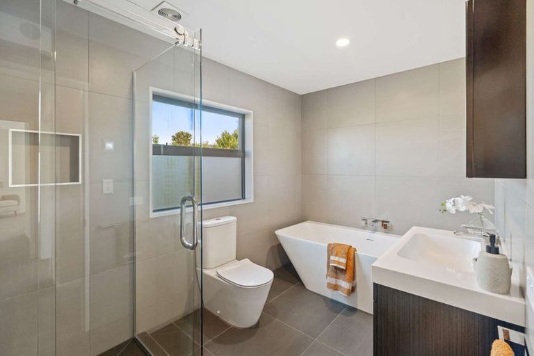 Photo of property in 410 Ilam Road, Bryndwr, Christchurch, 8053