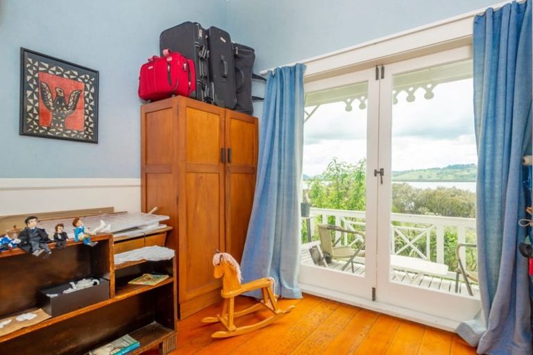 Photo of property in 5 Old Beach Road, Kohukohu, 0491