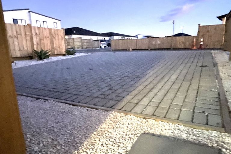 Photo of property in 44 Auranga Drive, Karaka, Papakura, 2113