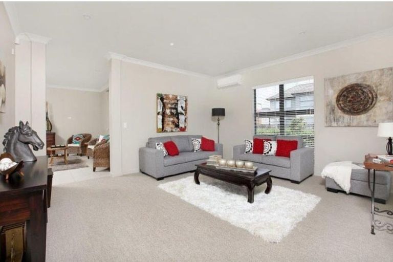 Photo of property in 19 Emilia Nixon Lane, Stonefields, Auckland, 1072