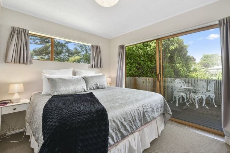 Photo of property in 2/32 Stredwick Drive, Torbay, Auckland, 0630