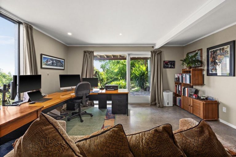 Photo of property in 12a Cobden Crescent, Bluff Hill, Napier, 4110