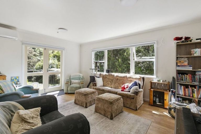 Photo of property in 8 Cross Street, Karori, Wellington, 6012