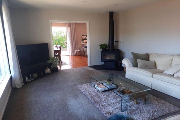 Photo of property in 16 Hadlow Place, Burnside, Christchurch, 8041