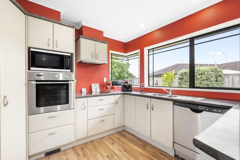 Photo of property in 83 Wiltshire Drive, Huntington, Hamilton, 3210