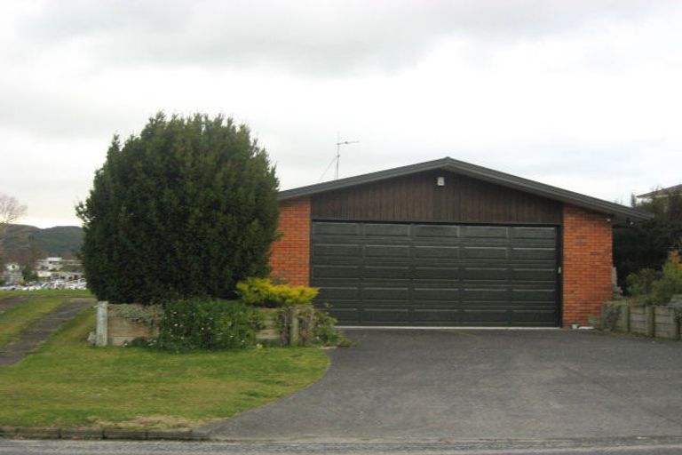 Photo of property in 10 Marina Terrace, Kinloch, Taupo, 3377