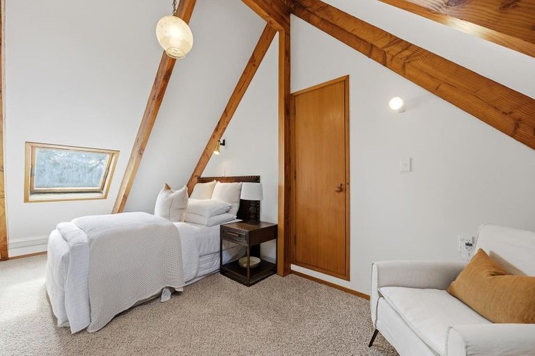 Photo of property in 39 Robinson Road, Whitianga, 3510