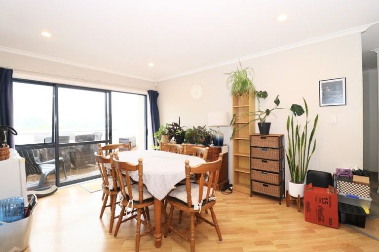 Photo of property in 8 Bretton Lane, Howick, Auckland, 2014