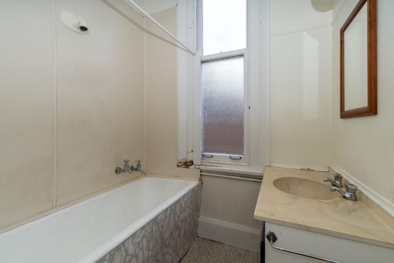 Photo of property in 100 Domain Terrace, Spreydon, Christchurch, 8024